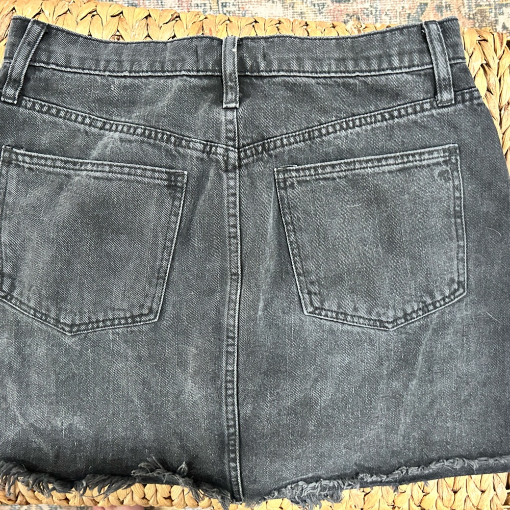 MADEWELL Rigid Denim A-Line Mini Skirt in Lunar Wash: Fluffy Hem Edition - Picture 4 of 5